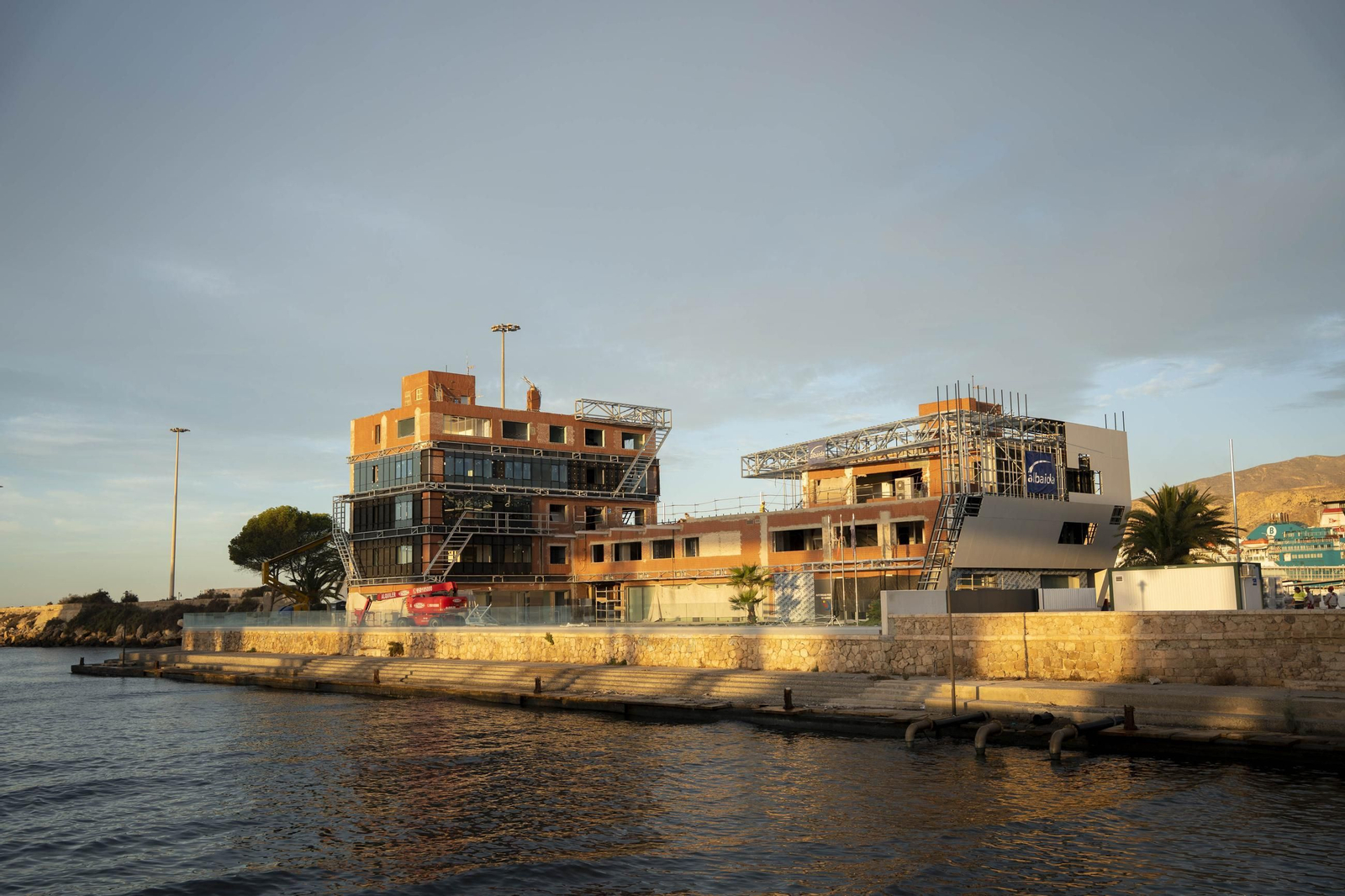 En imágenes las obras del Puerto Ciudad de Almería