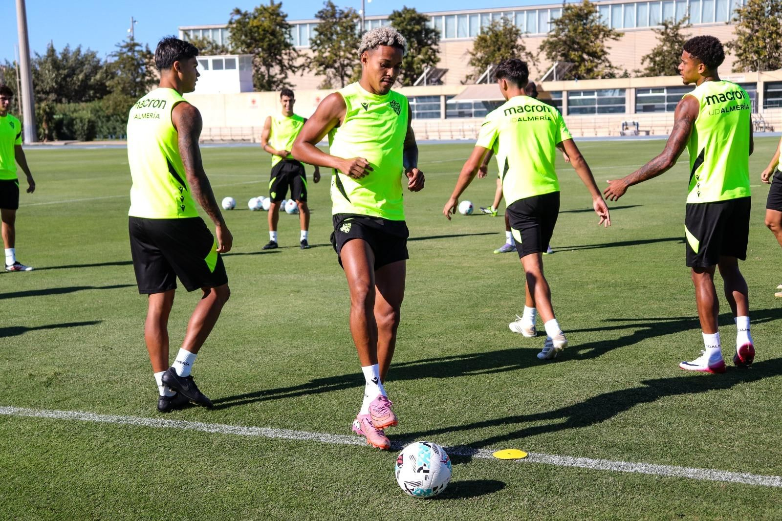 Lázaro Vinicius estaría cerca de poner fin a su etapa como rojiblanco