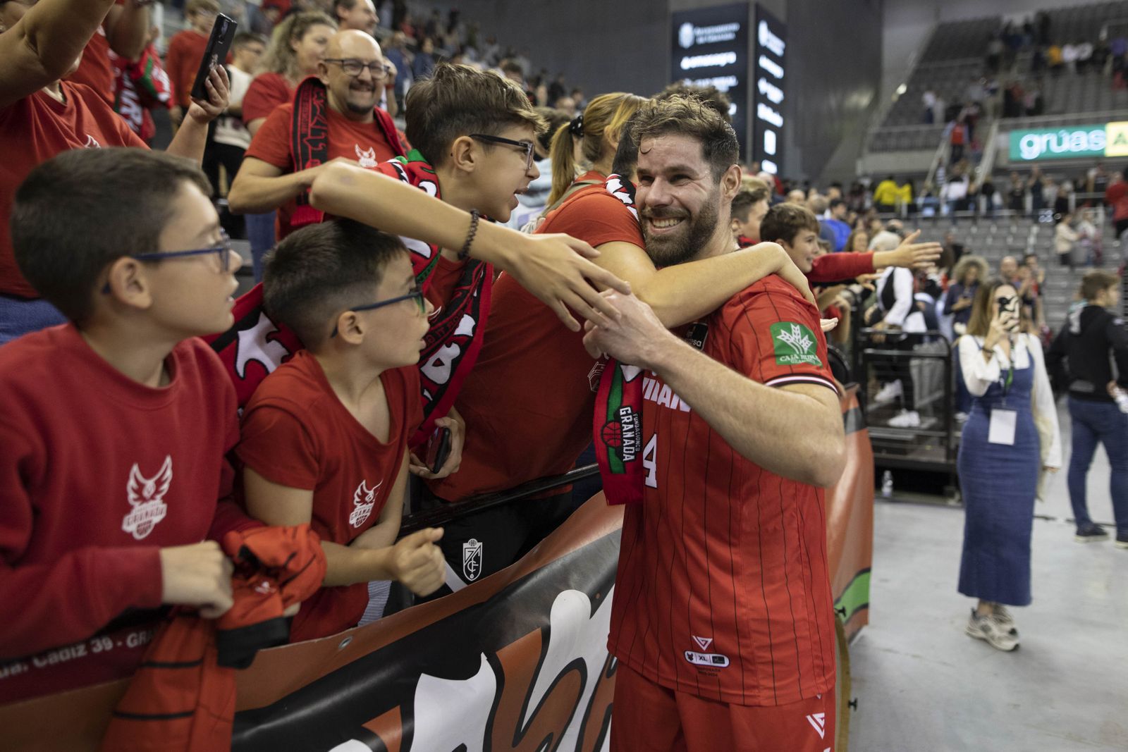 Encuéntrate en la grada del Covirán Granada-Morabanc Andorra