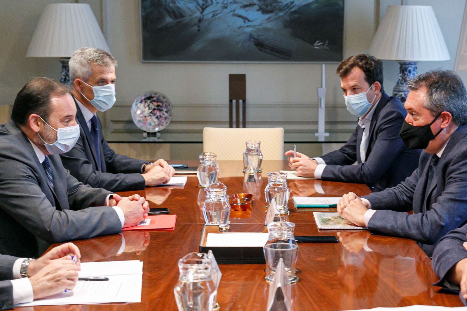 Ábalos y Espadas frente a frente en la reunión de este lunes por la tarde en Madrid.