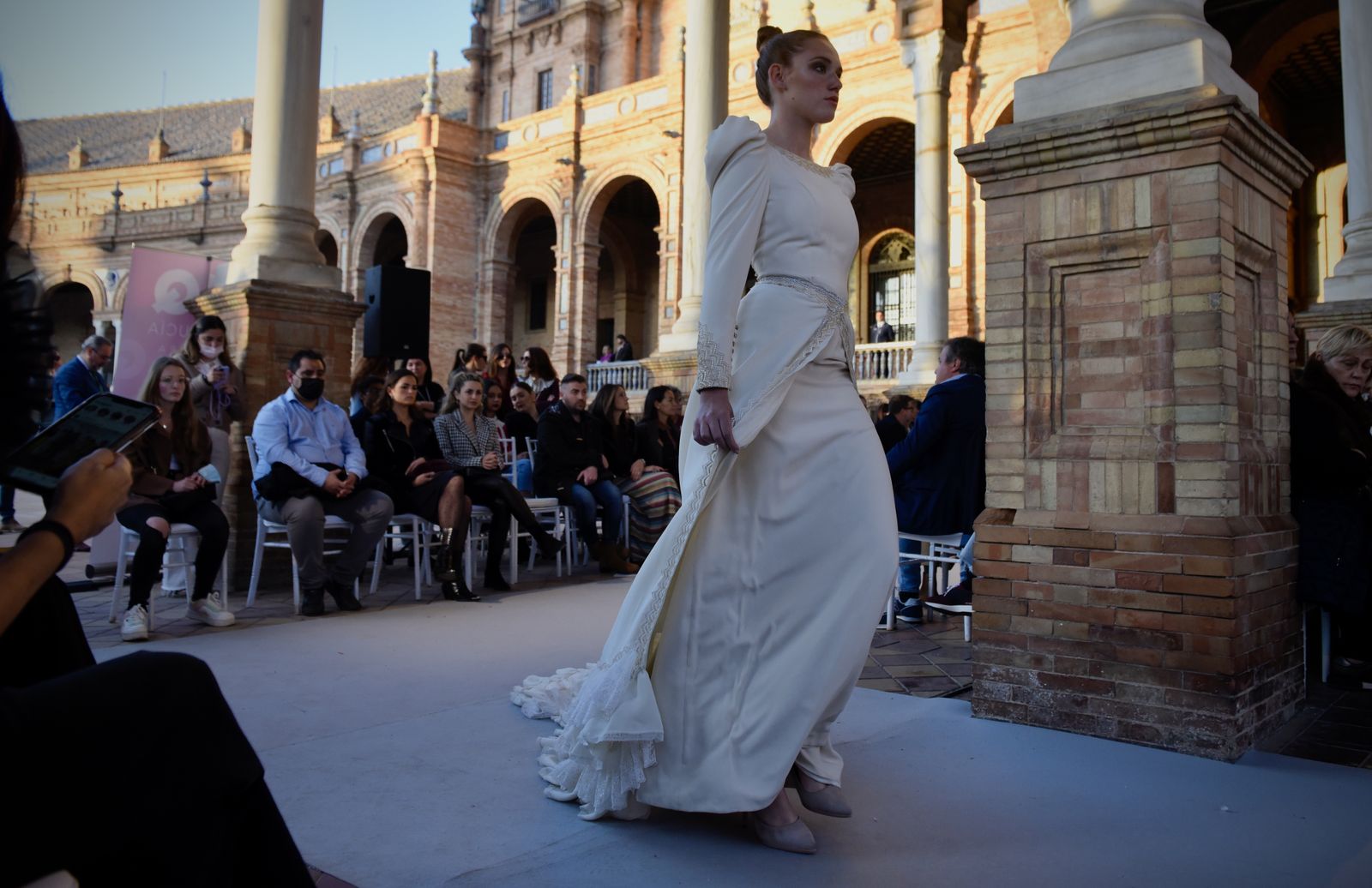 El desfile de Aurora Gaviño en la pasarela de novia e invitada SIQ 2022, todas las fotos