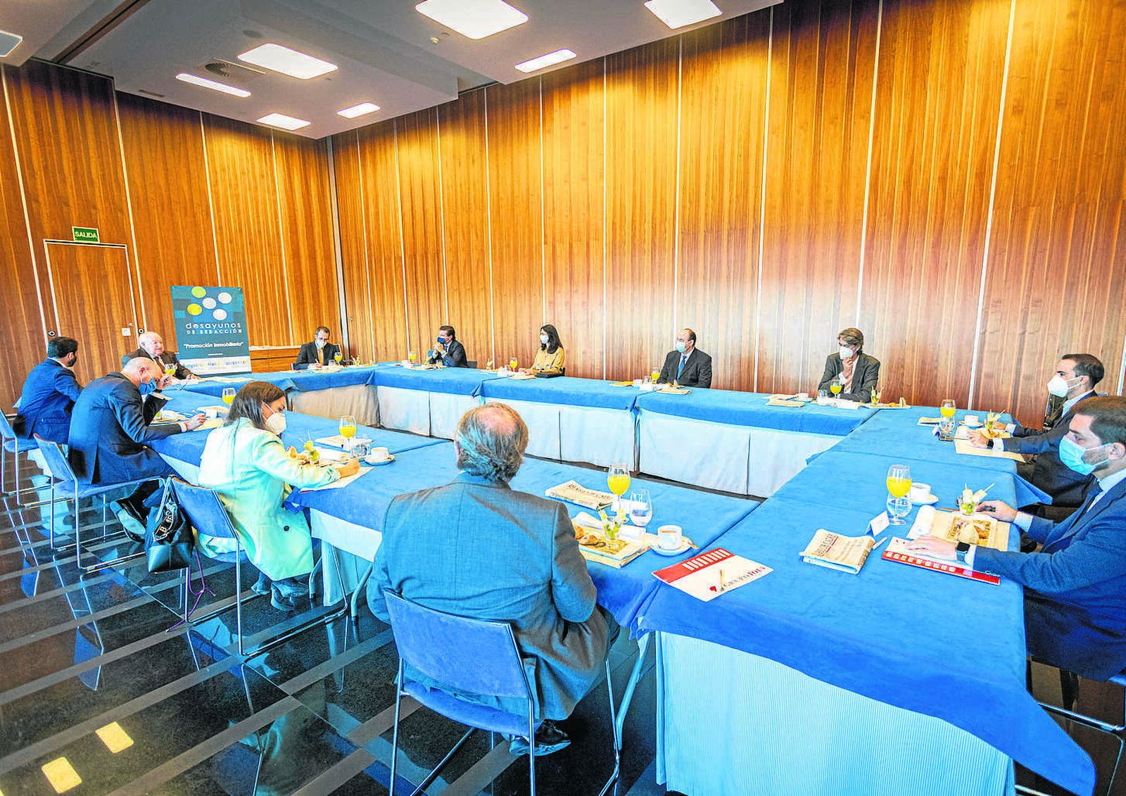 Vista general del desayuno informativo en el Parador de Cádiz.