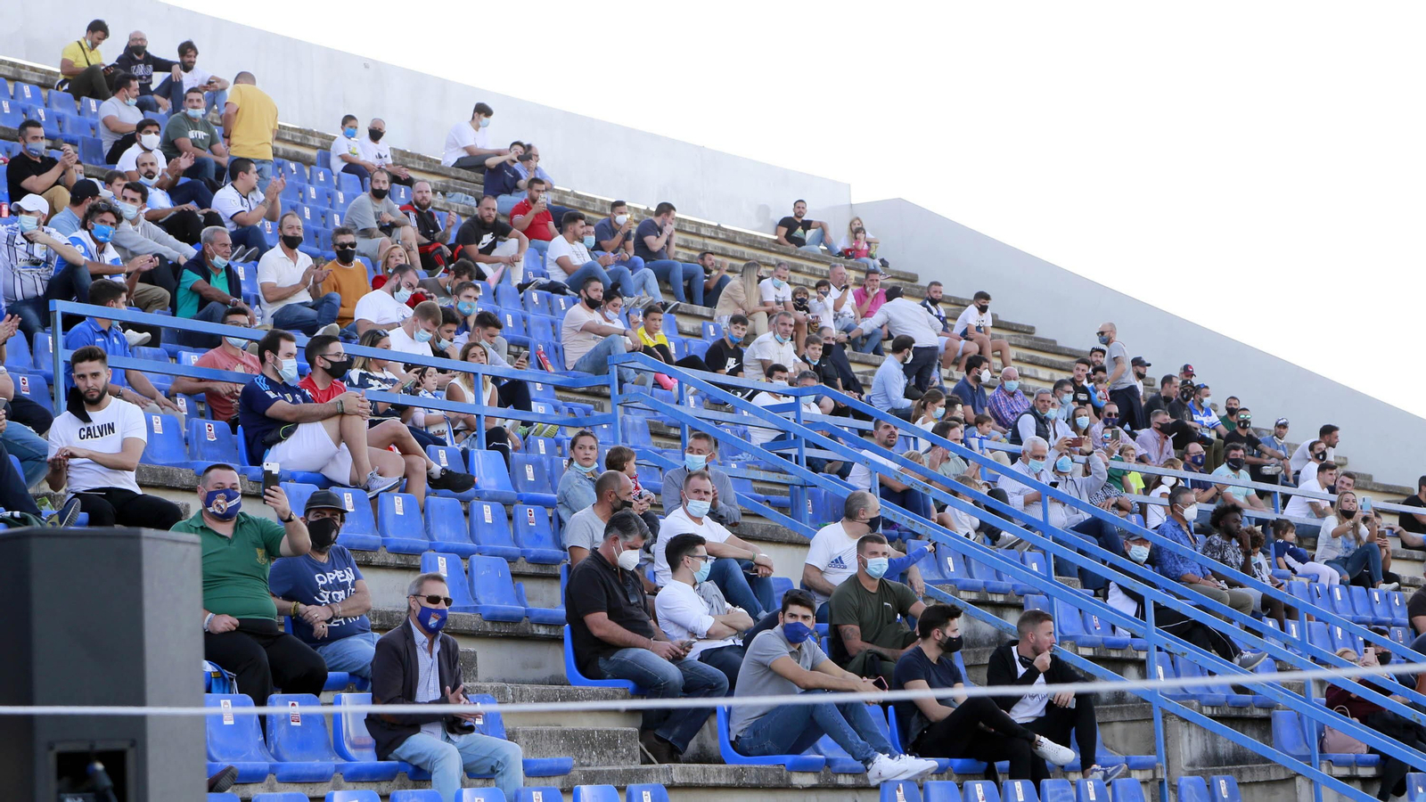 Imágenes de la presentación del Xerez CD y  Trofeo Feria de La Vendimia en La Juventud