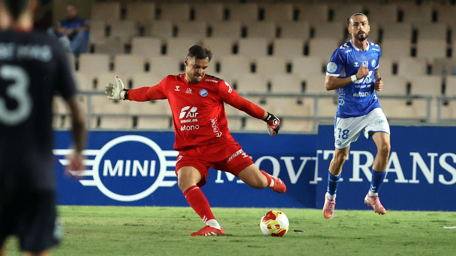 Imágenes del Xerez DFC contra el Águlas FC en Chapín