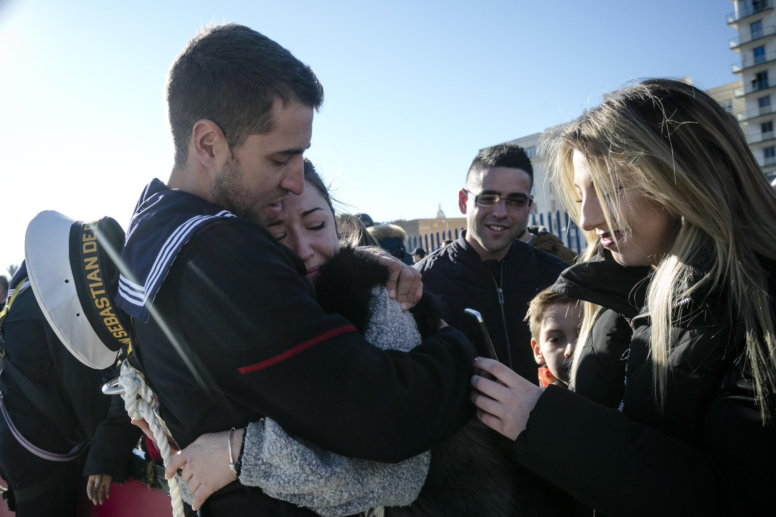 Elcano inicia su XCI crucero de instrucción en Cádiz