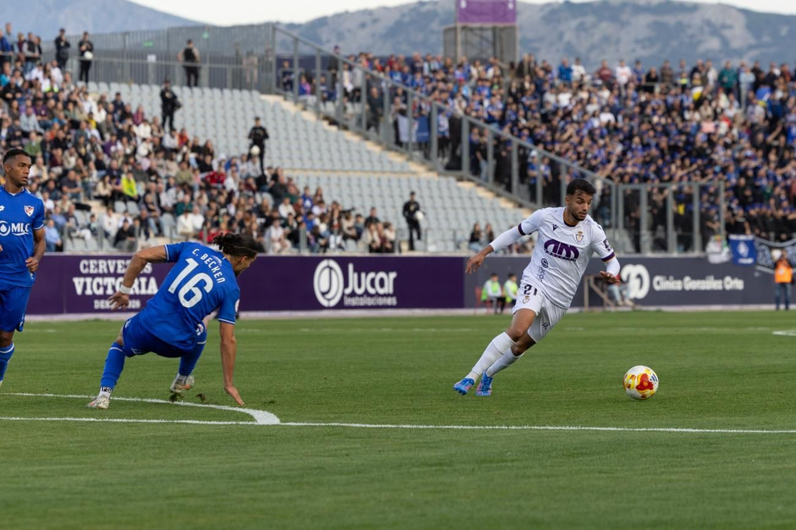 Real Jaén 0-1 Linares Deportivo: las mejores imágenes del clásico provincial