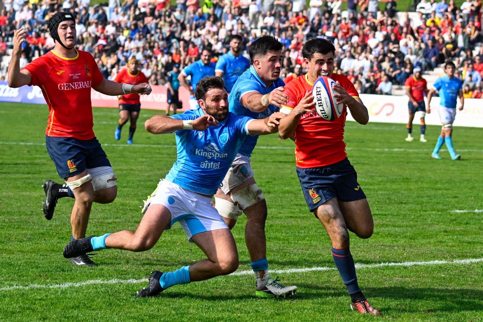 Rugby: España gana a Uruguay con el malagueño Alberto Carmona como titular