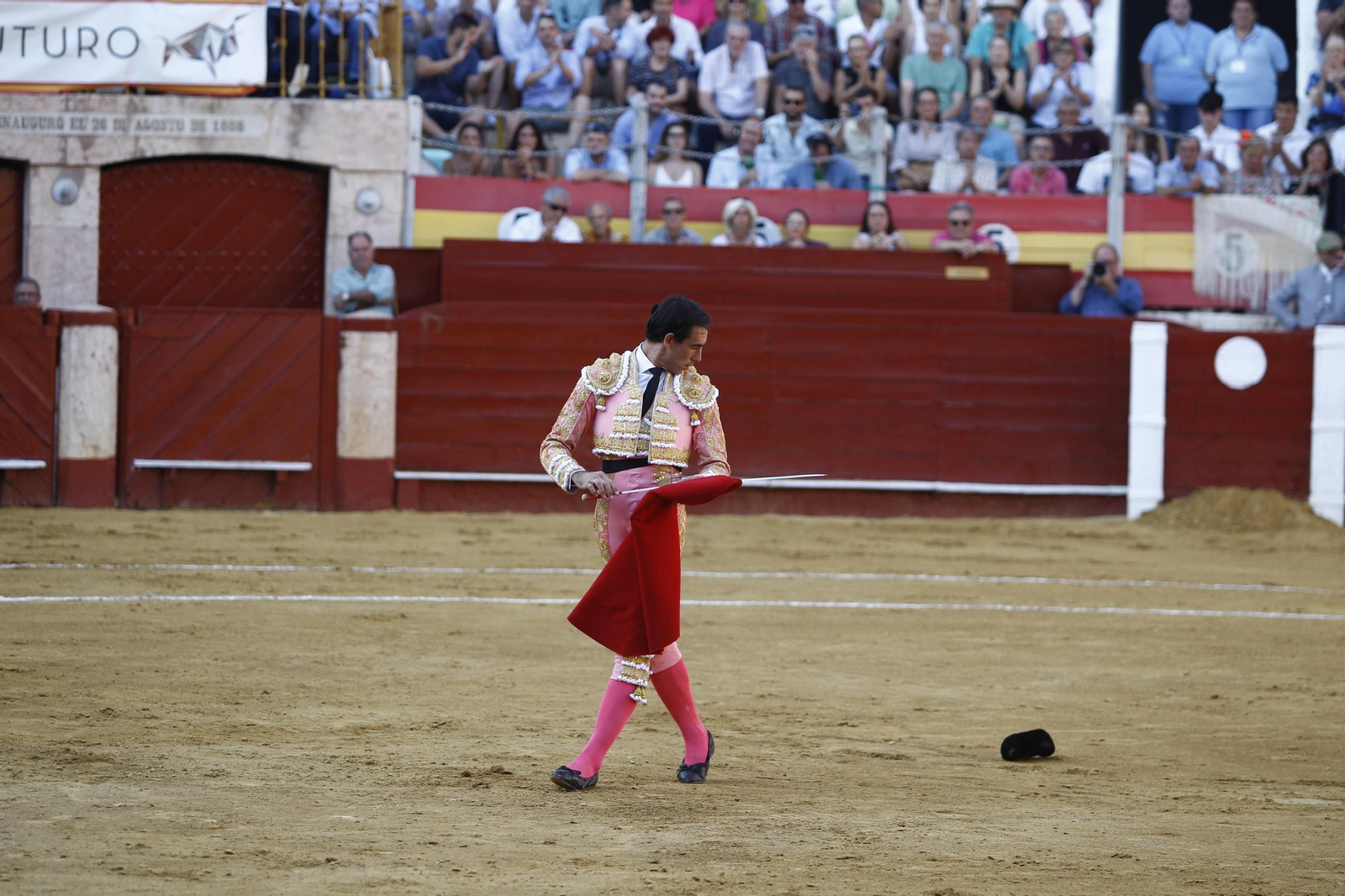 Las mejores imágenes de los toreros Fortes, Juan Ortega y David de Miranda en la Feria de Almería 2025
