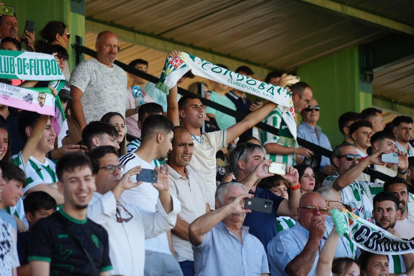 Las mejores fotos del Córdoba CF - Ittihad Riadi jugado en Pozoblanco
