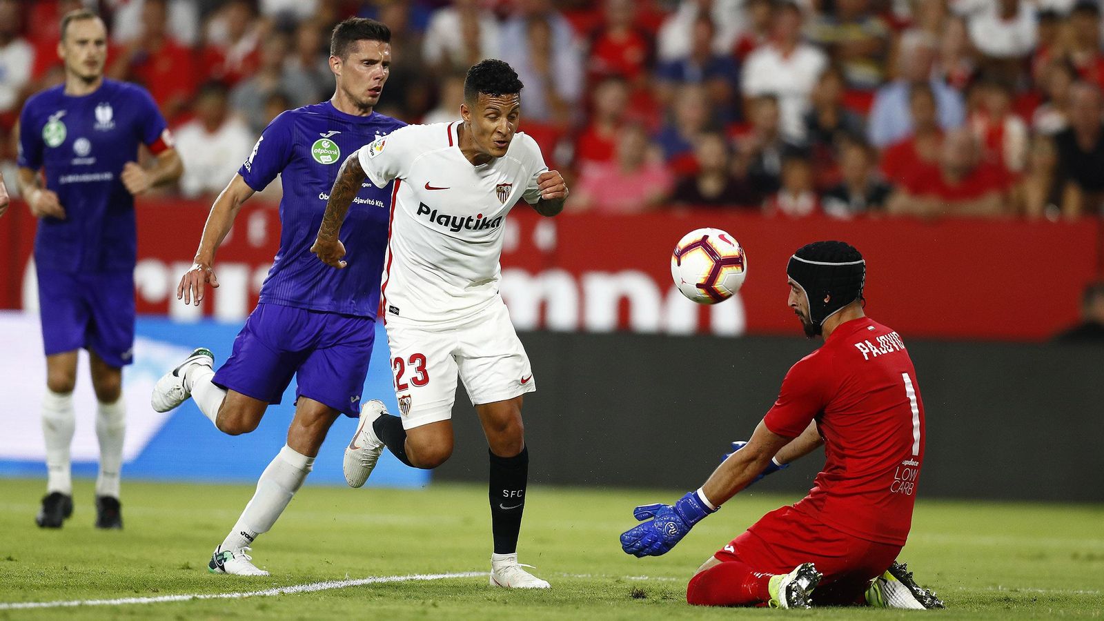 Las imágenes del Sevilla-Újpest