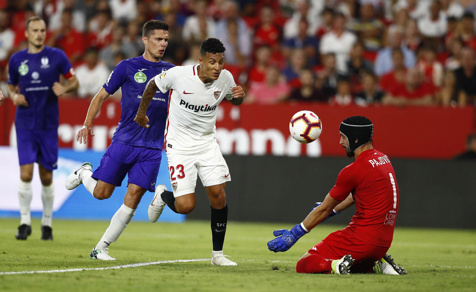 Las imágenes del Sevilla-Újpest