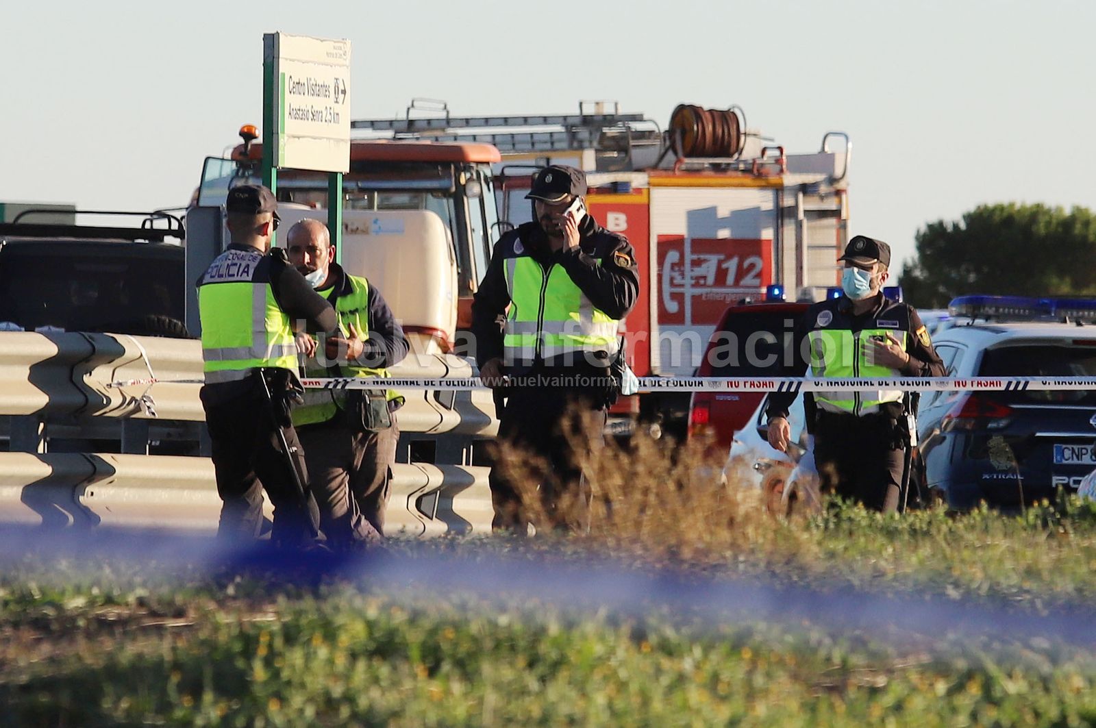 Encuentran los cuerpos de Enrique y Paqui en el acceso al espigón de Huelva, en imágenes