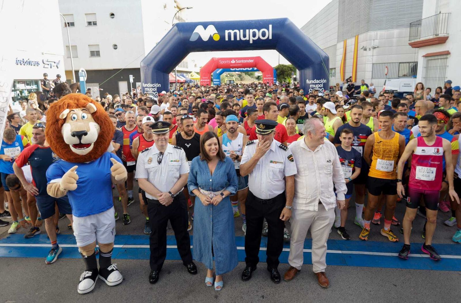Las imágenes de la carrera Ruta 091 Kilómetros Solidarios celebrada en San Fernando