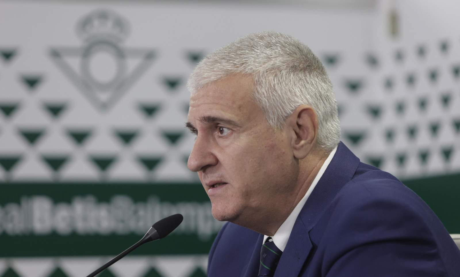 Antonio Cordón, en una comparecencia como director deportivo del Betis.