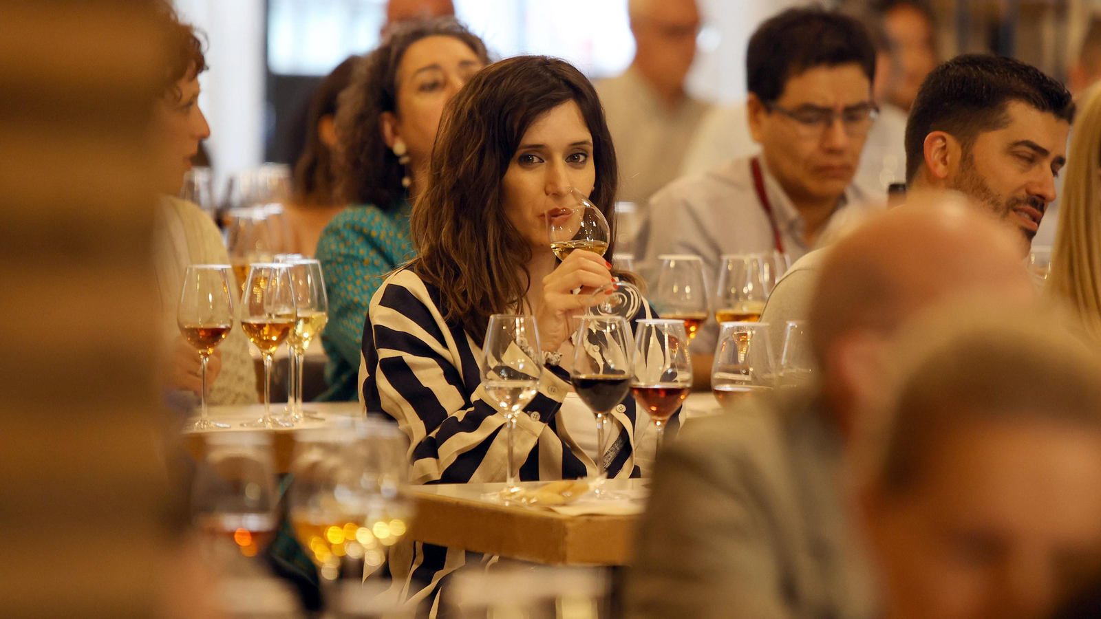 Cata taller de vinos de Jerez en el Consejo Regulador Cata taller de vinos de Jerez en el Consejo Regulador