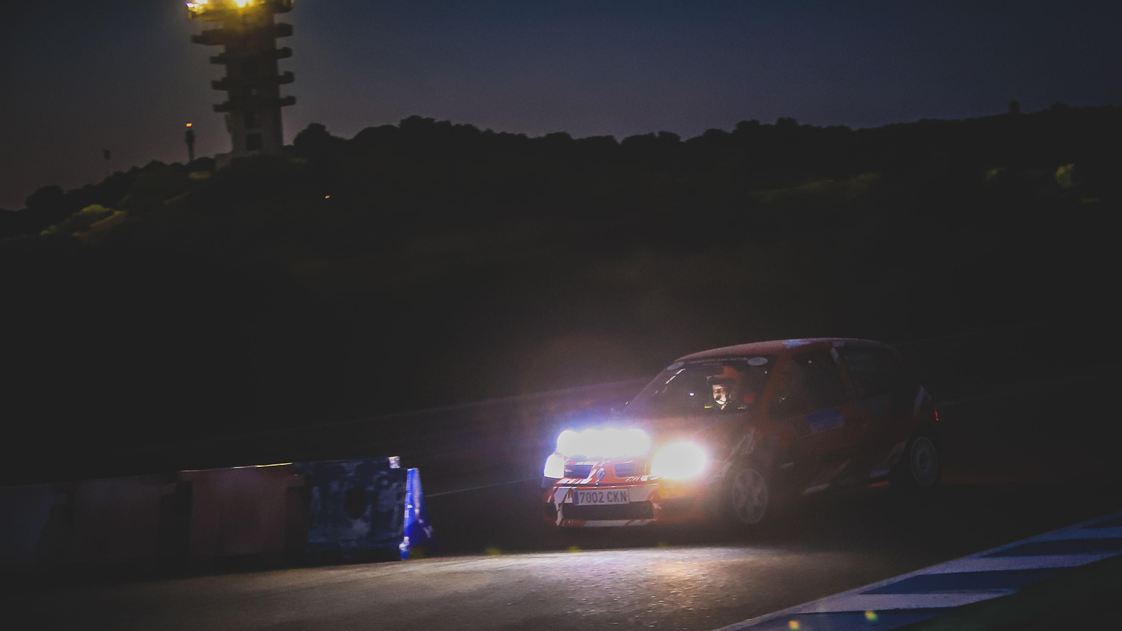 Imágenes del tramo nocturno del Rallye Ciudad de Jerez en el Circuito