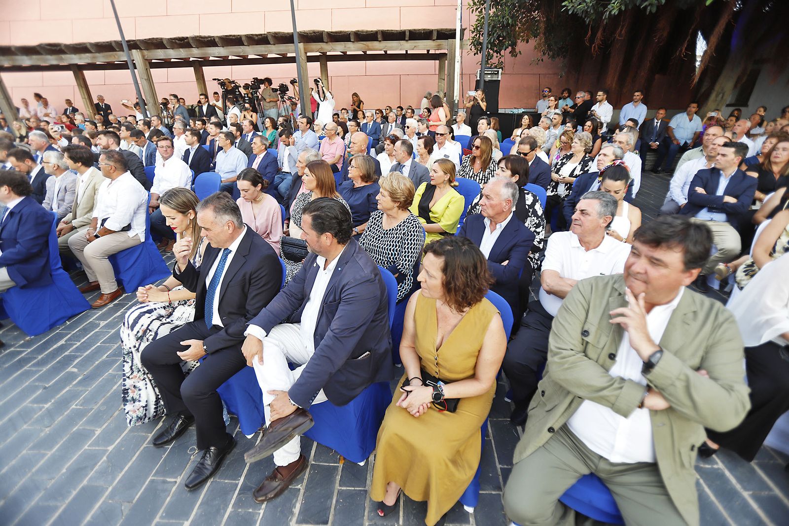 Imágenes de la constitución de la Diputación de Huelva