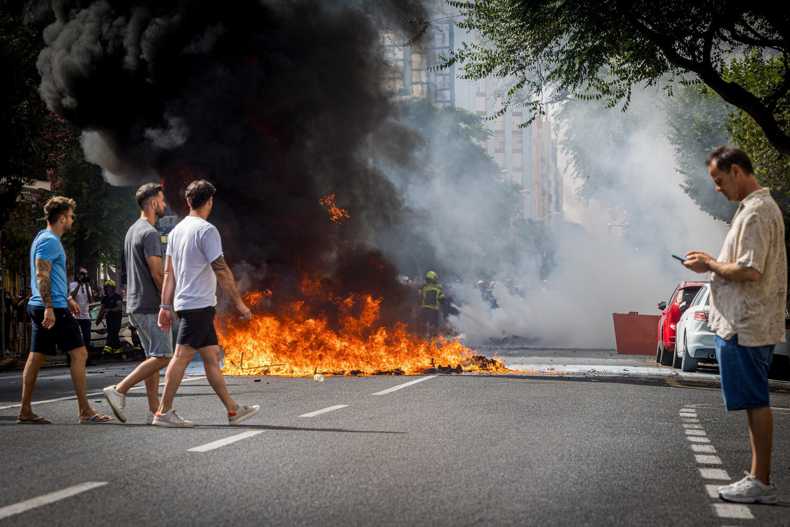 Imágenes del primer día de huelga de los trabajadores del sector del metal en Cádiz Imágenes del primer día de huelga de los trabajadores del sector del metal en Cádiz