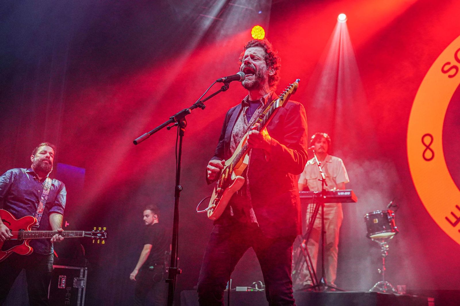 Todas las imágenes del concierto que inicia la despedida de Niños Mutantes en Granada
