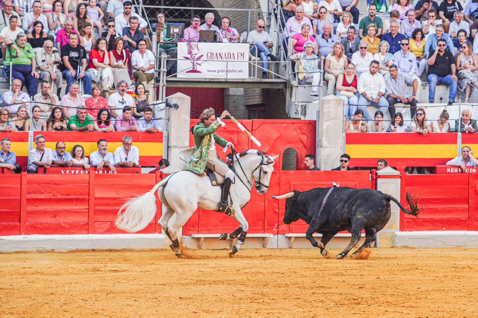 Una gran tarde de rejoneo, en imágenes