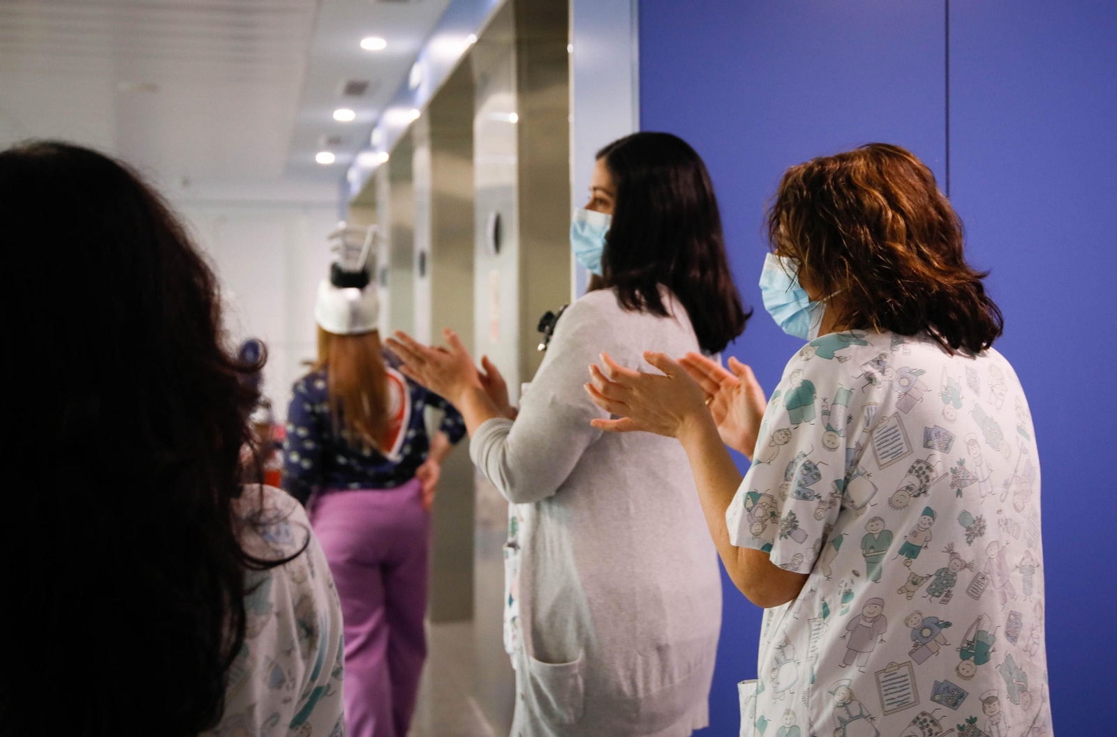 Carnaval para los niños y niñas del hospital Materno Infantil de Almería contado en imágenes