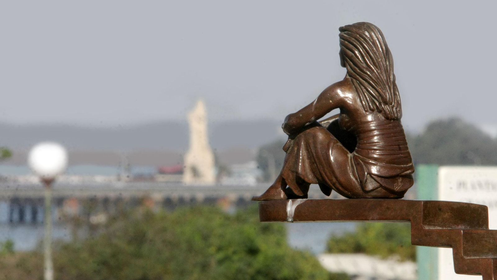 También hay obras de arte expuestas por todo el parque