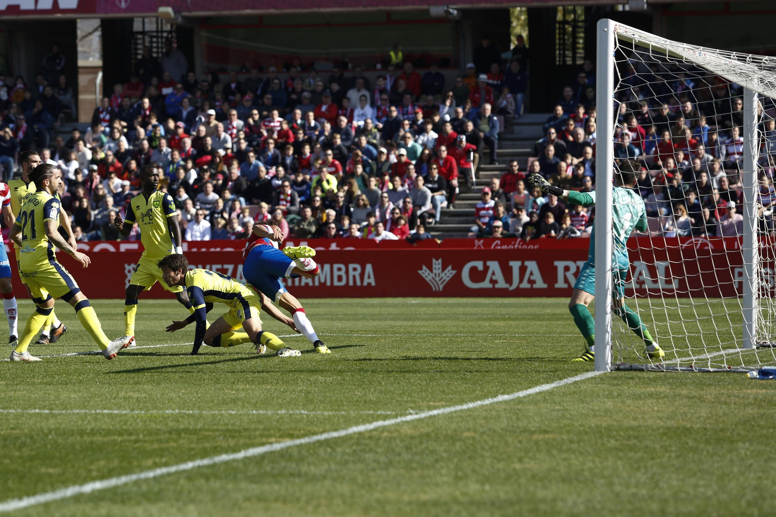 Las imágenes del Granada-Numancia