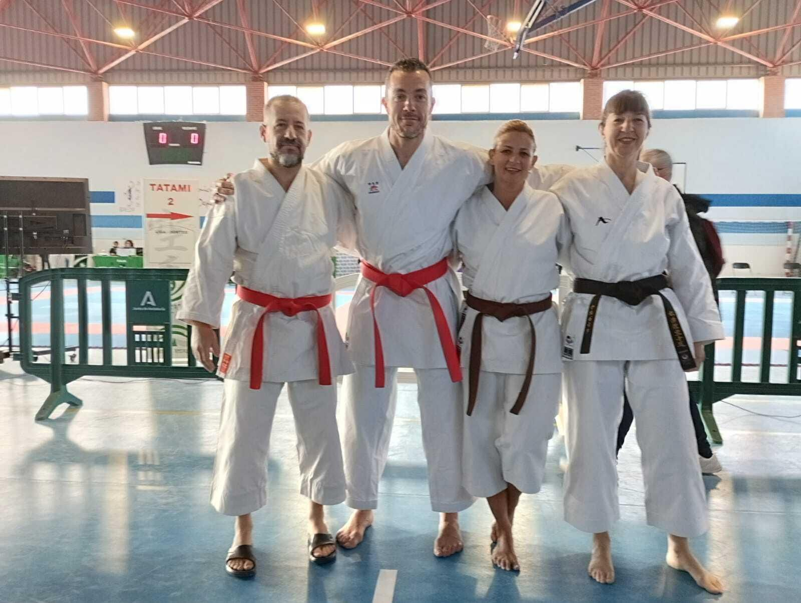 Los cuatro integrantes del Dakenati Jerez que participaron en el Andaluz de Veteranos.