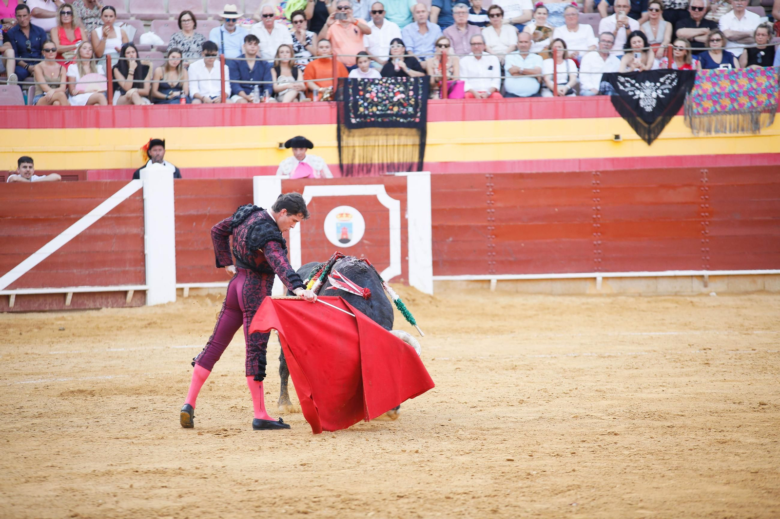 Imágenes de la corrida de toros en Roquetas de Mar