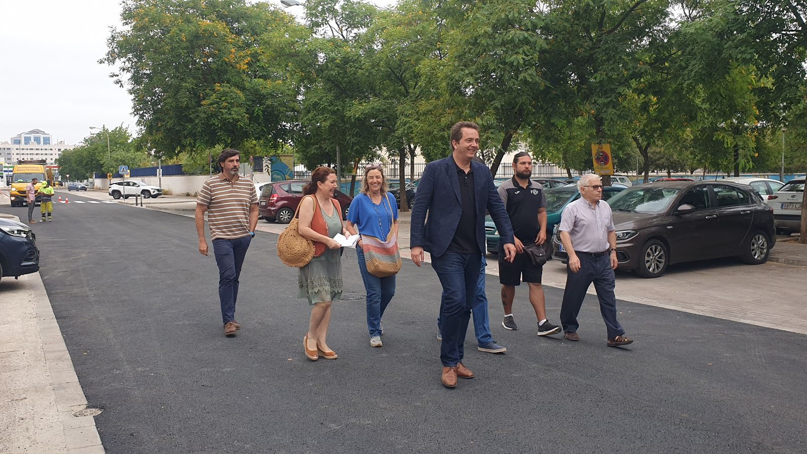 Barrionuevo econ representantes de la Comunidad General de Propietarios y Residentes de Pino Montano.