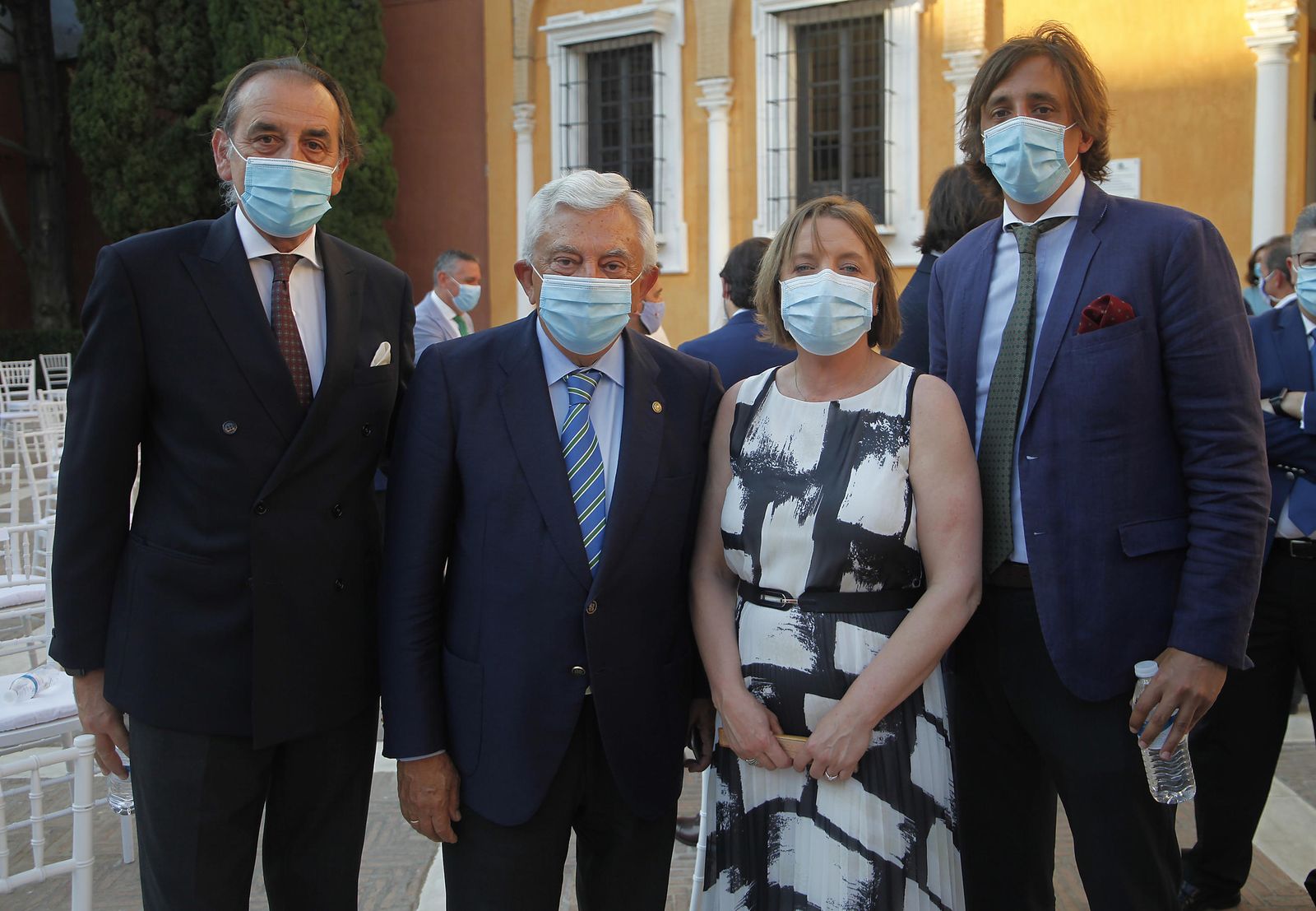 Las imágenes de la presentación del 18º Anuario Joly