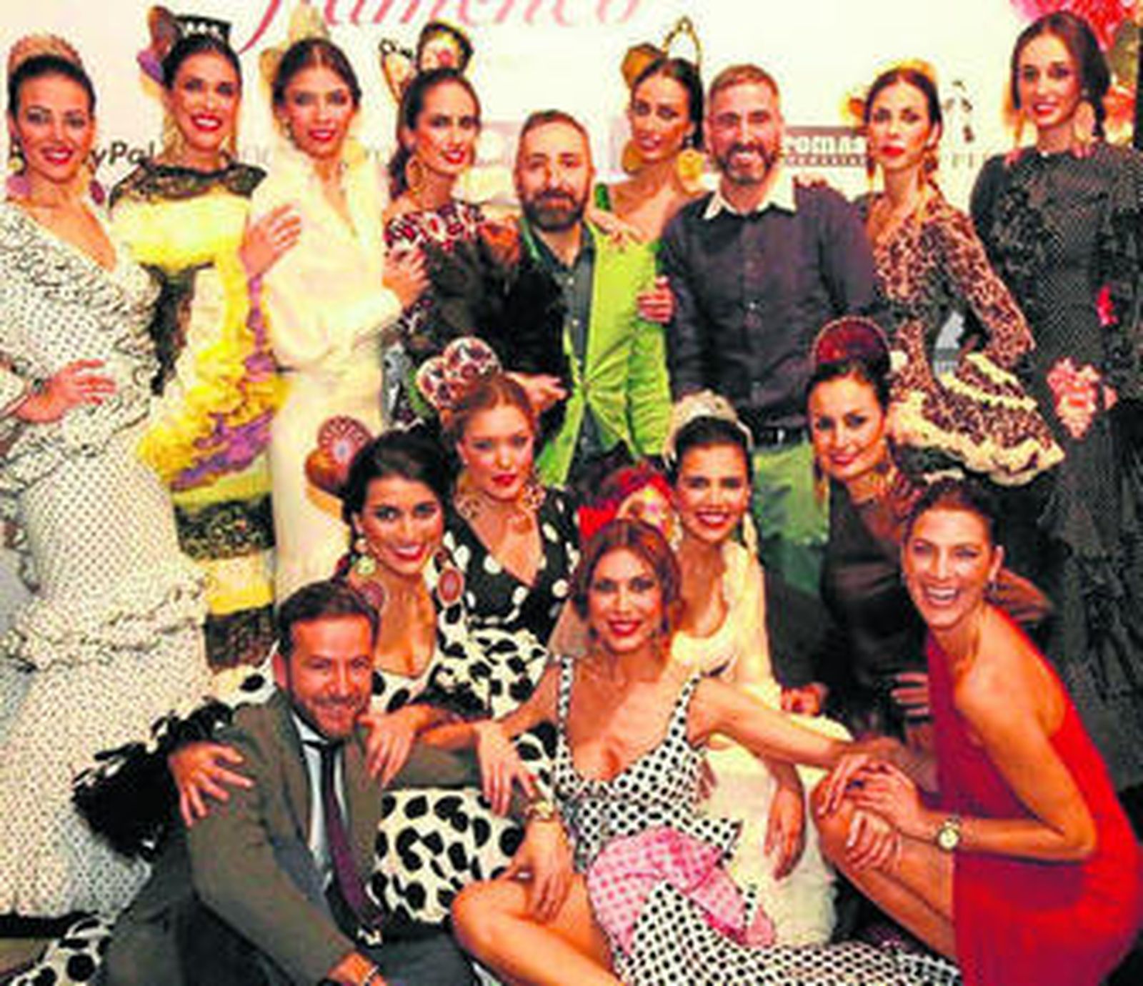 1. Sánchez Murube, con sus modelos y los organizadores de We Love Flamenco, Javier Villa y Laura Sánchez, de Go Eventos. 2. Lalo Tejada, José María Gómez Sánchez y Teresa Sánchez, dama de honor de Miss Universo. 3. Emilio Baquero, Susana Rodríguez, Silvia de Carrión, Clara Gainza y Javier Luque. 4. Daniel Jara y Diego Sánchez Murube, creadores de la firma Sánchez Murube. 5. Cristina Hoyos y Juan Antonio Jiménez. 6. Jesús Romero, Antonio García y Lourdes Fuentes. 7. Laura Villalba, Carmen Bascón y Lola Alcocer. 8. Salvador López, Patricia López, Mati de las Heras y Miguel Ángel Pena. 9. Soledad Bayón, premio Mejor Modelo, con Laura Sánchez y Javier Villa. 10. Diego y Daniel, de la firma Sánchez Murube, rodeados de sus modelos.