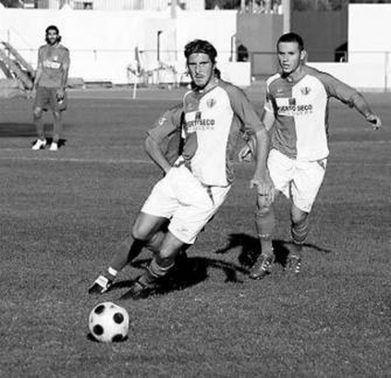 Momento del partido entre el Puertollano y el Antequera.