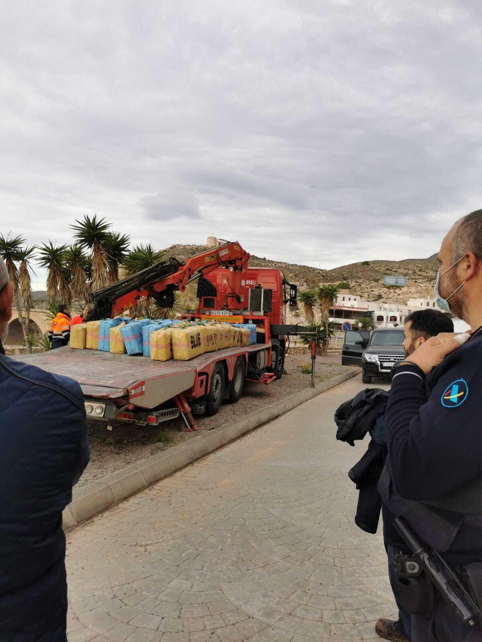 Hachís intervenido por el Servicio de Vigilancia Aduanera.
