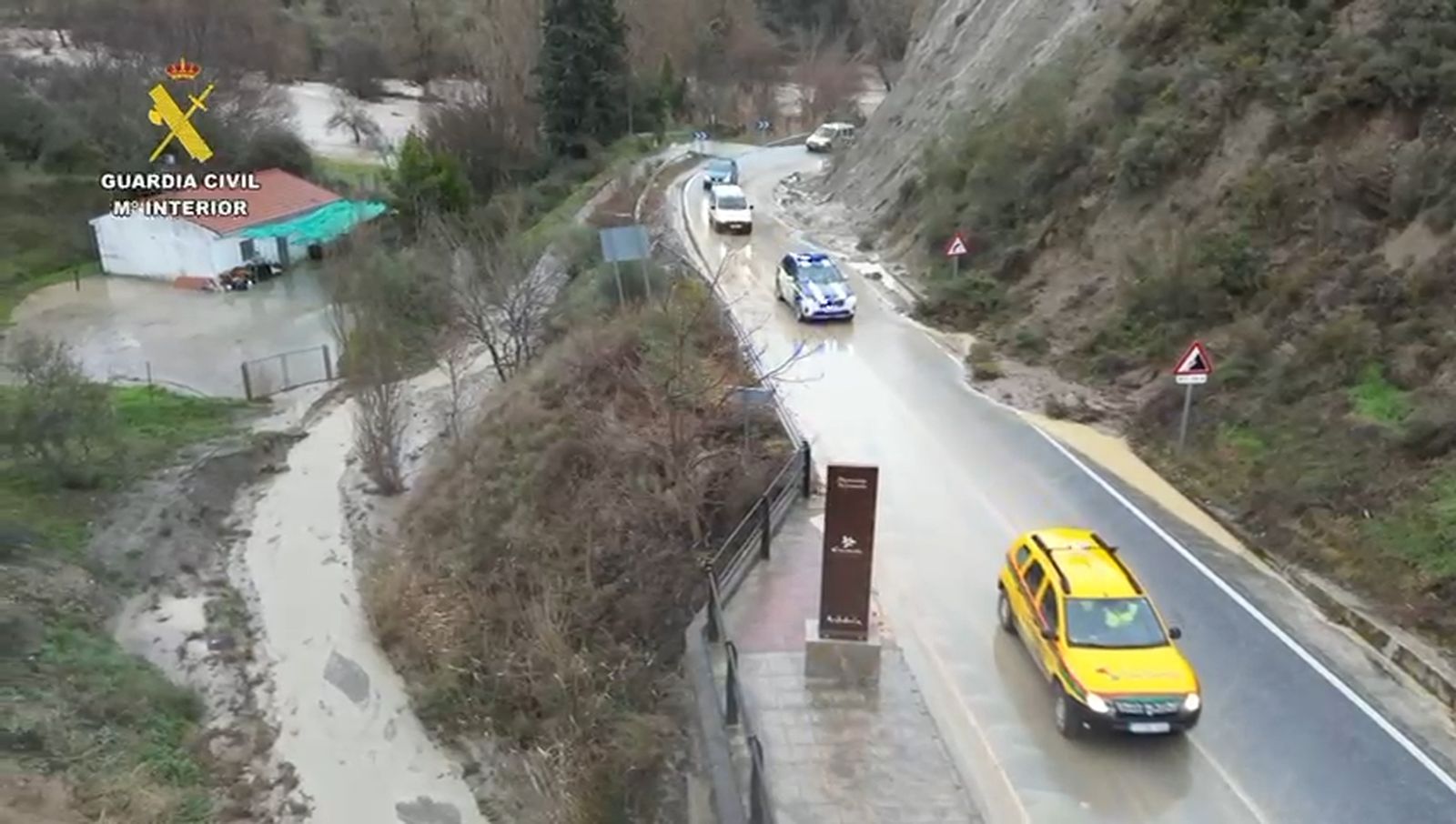 Así ha sido el desalojo de los últimos vecinos de la localidad de Dúdar debido al desembalse del Quéntar