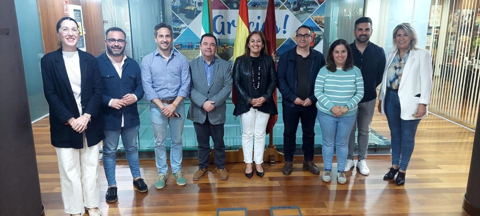 Participantes en esta reunión de trabajo.