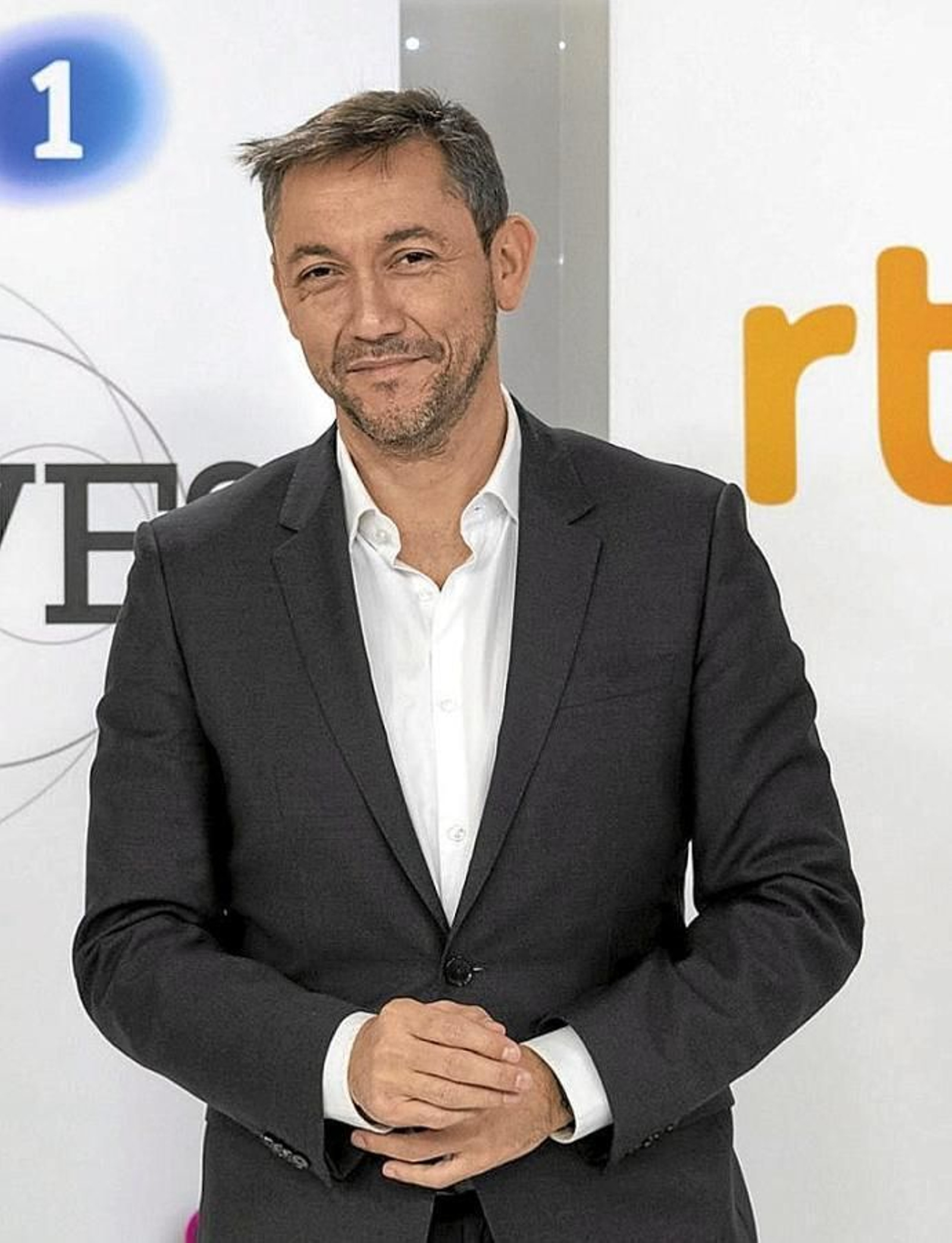 Javier Ruiz, presentador de 'Las claves del siglo XXI', espacio de debate en los viernes de La 1