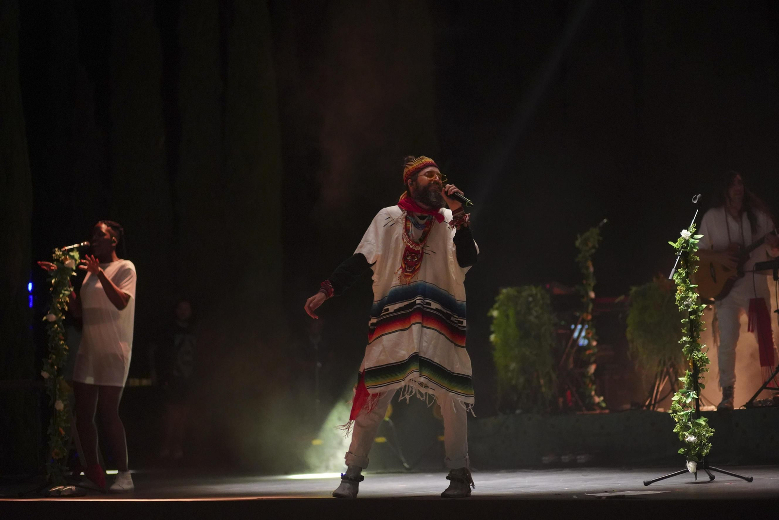 Crystal Fighters despide las '1001 Músicas' del Generalife