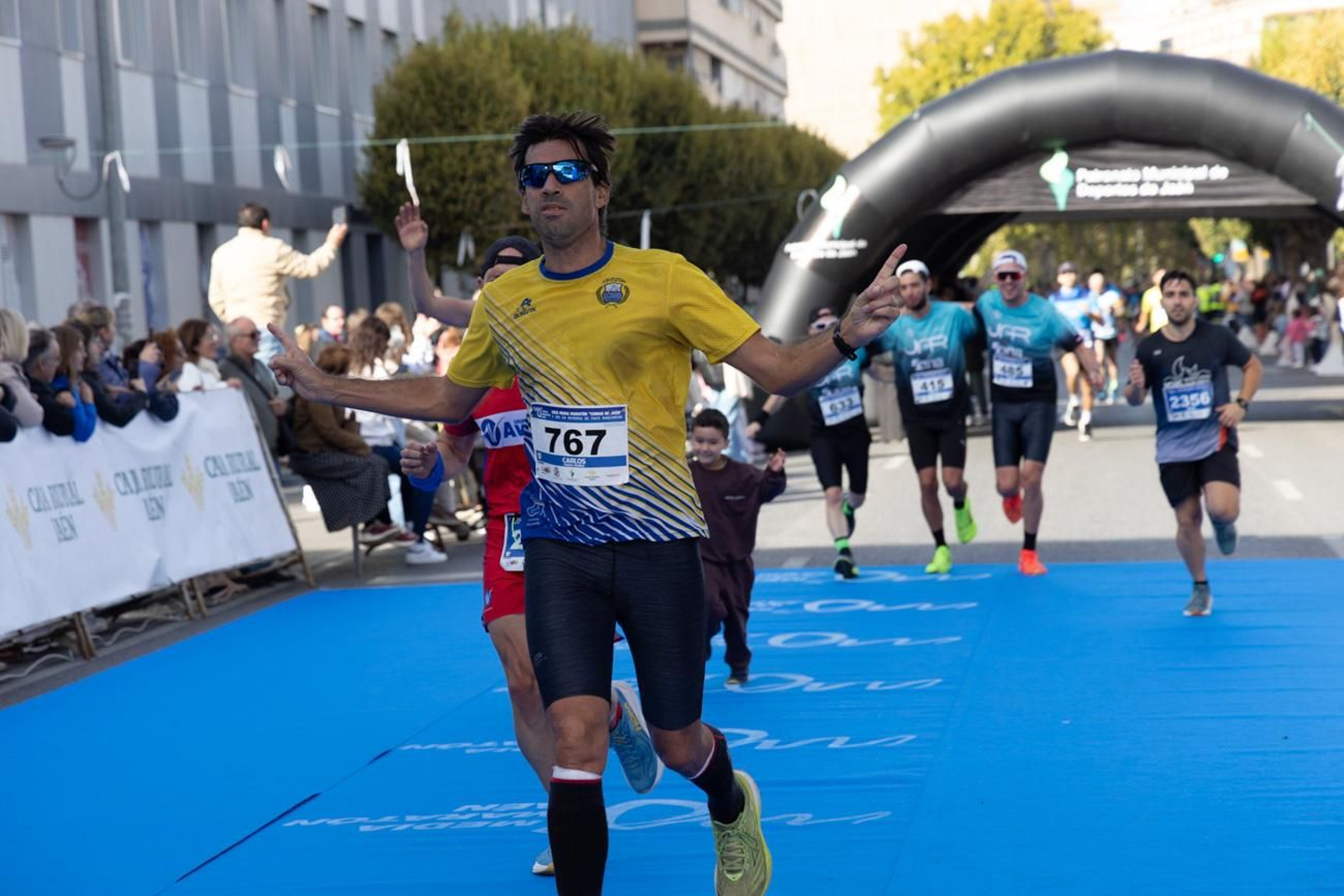 En imágenes: multitudinaria e histórica XXIX Media Maratón 'Ciudad de Jaén' y 10k en memoria de Paco Manzaneda
