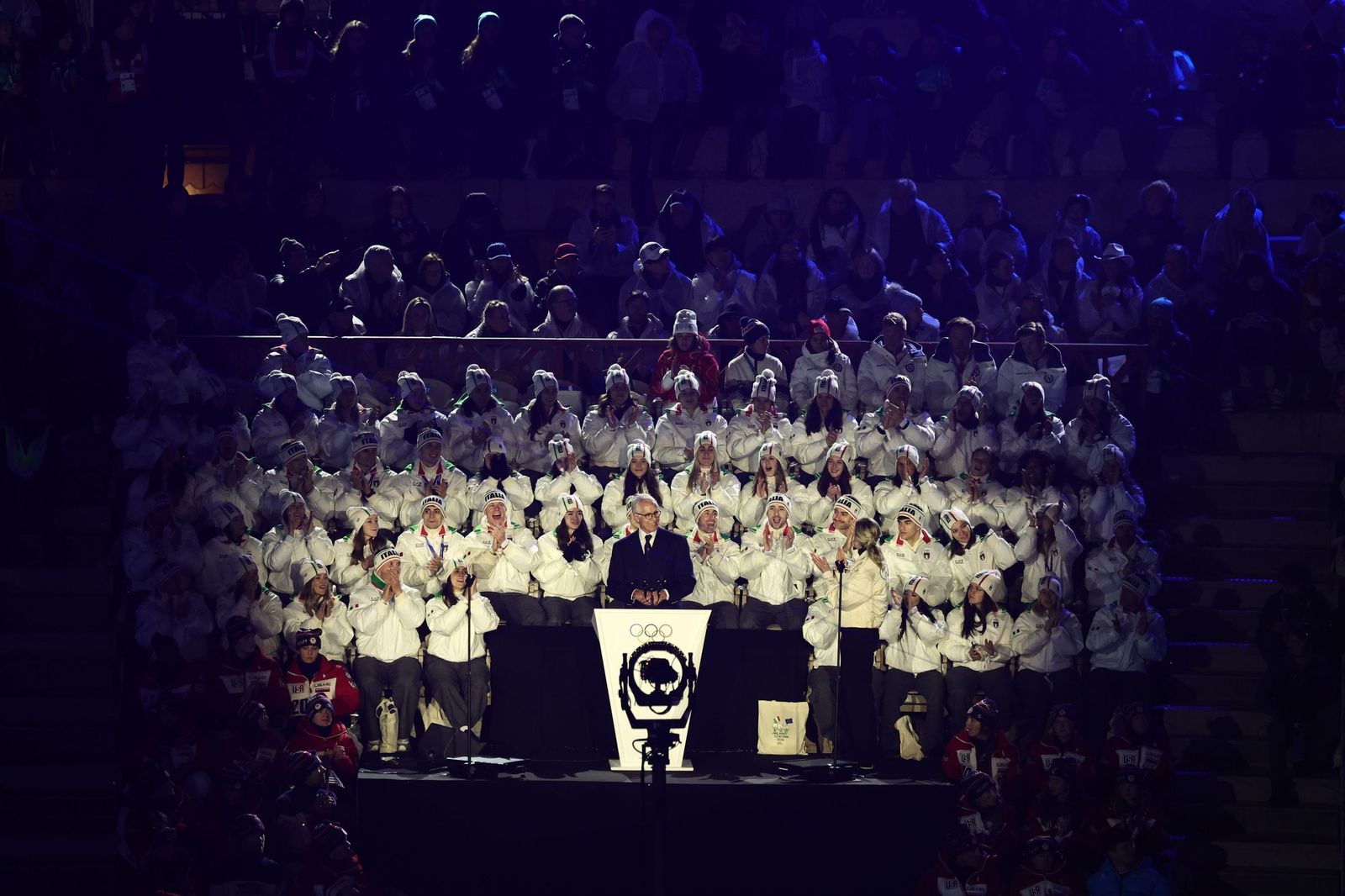 Las mejores fotos de los Juegos Olímpicos de invierno Milán Cortina d'Ampezzo 2026 | Ceremonia de clausura y jornada 17 y última