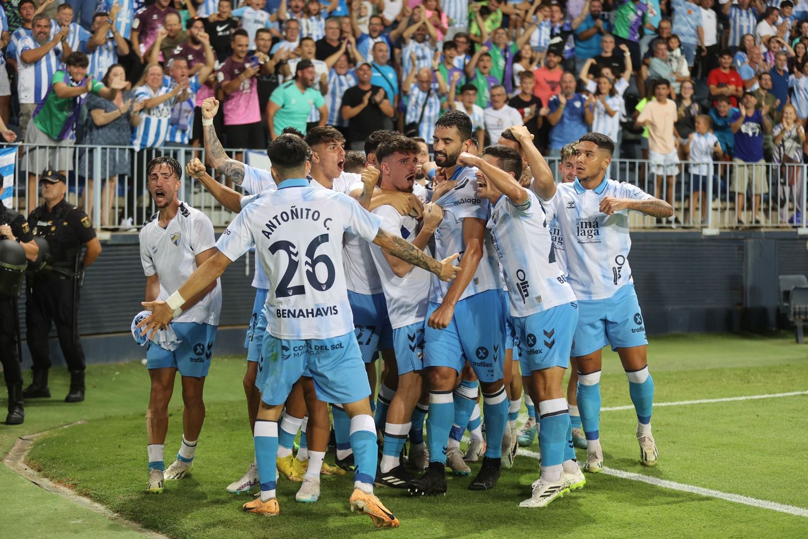 El Málaga CF-Atlético de Madrid B, en fotos