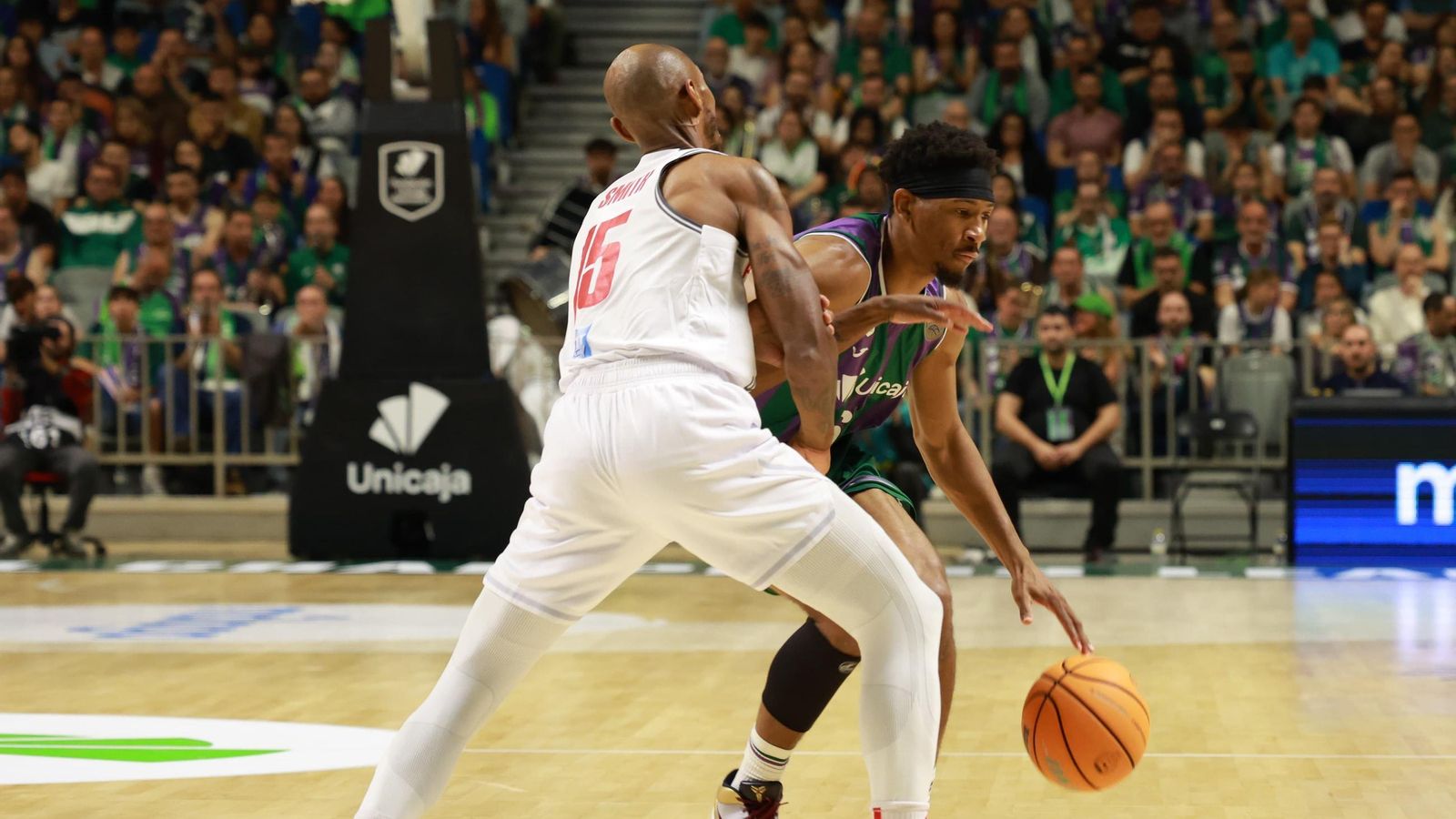 El Unicaja-Reggiana de cuartos de final de la BCL, en fotos