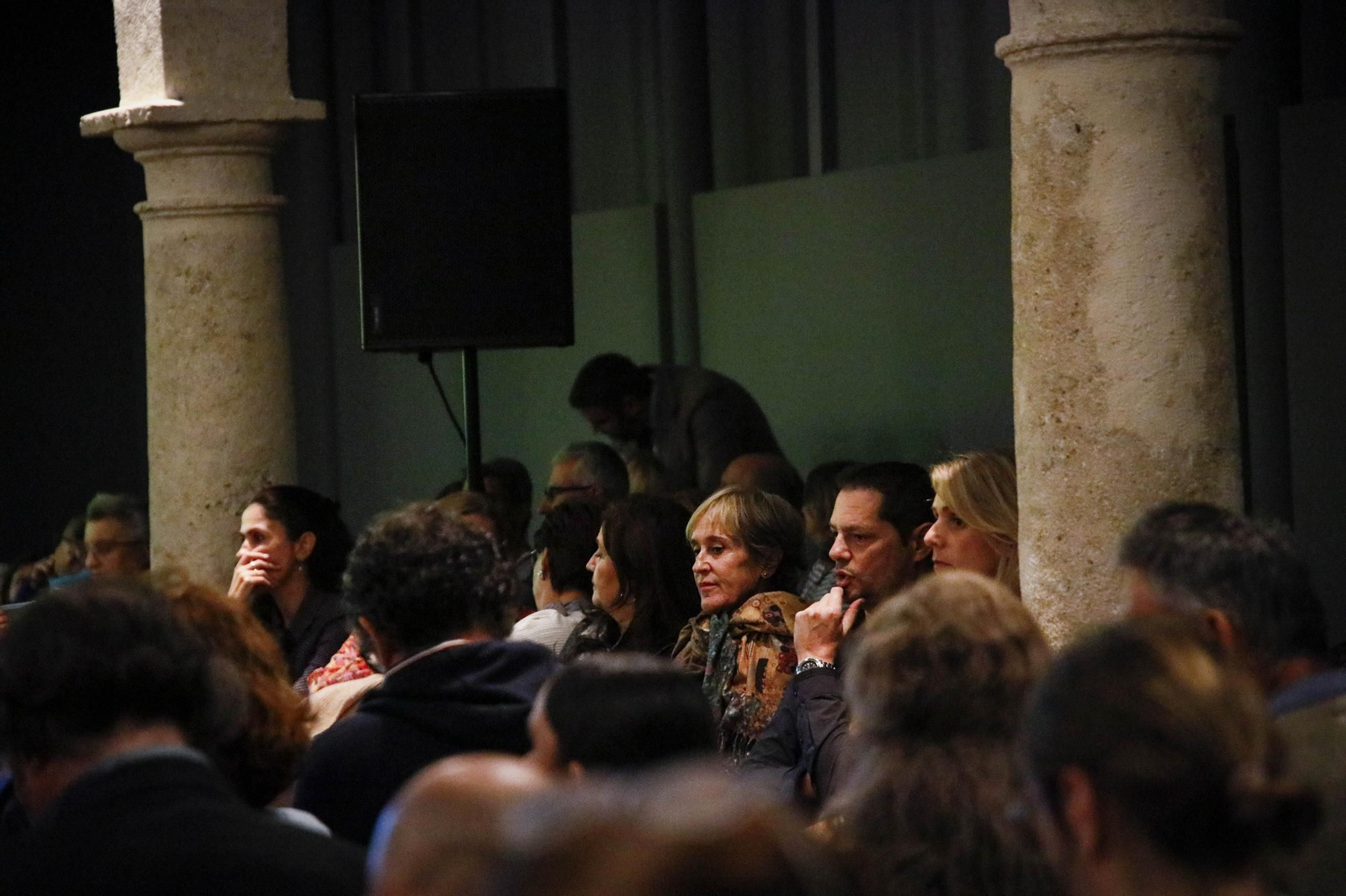 El Centro Andaluz de la Fotografía de Almería presenta el calendario 2025 con la actuación de la bailaora María Moreno, en imágenes