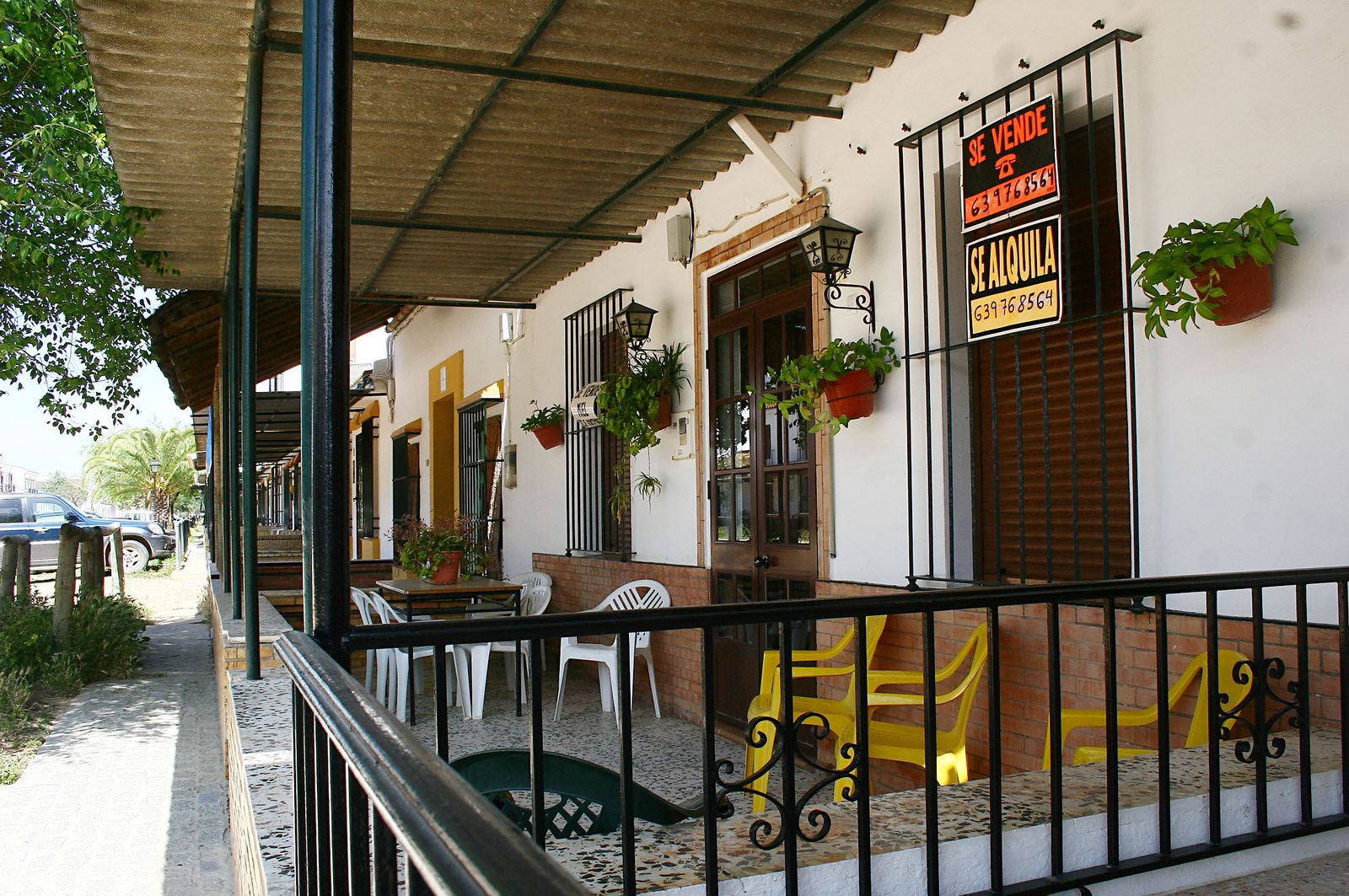 Las viviendas se alquilan para la Romería de Pentescotés, Navidad y otras fechas festivas.