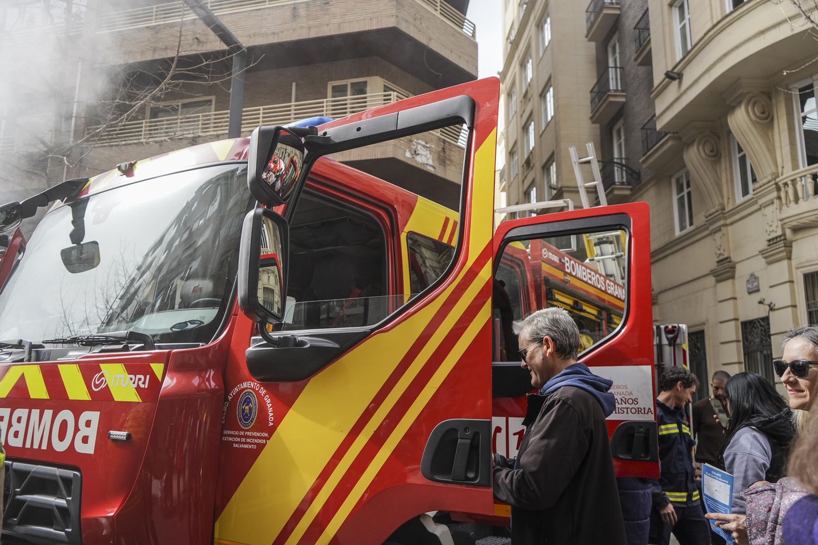 El Día Sin Coche llena de ciudadanos la Gran Vía de Granada