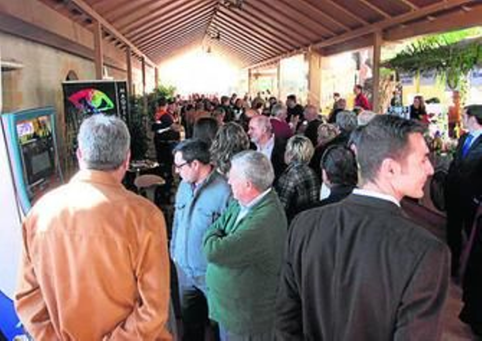 Numerosas personas se acercaron a visitar la feria de hostelería.