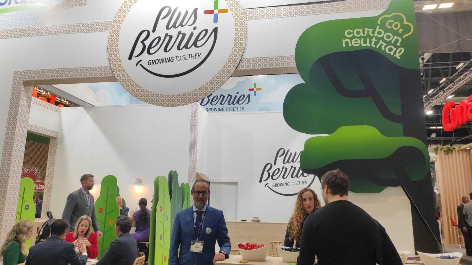 La presencia de Huelva en el primer día de Fruit Atracttion, en imágenes