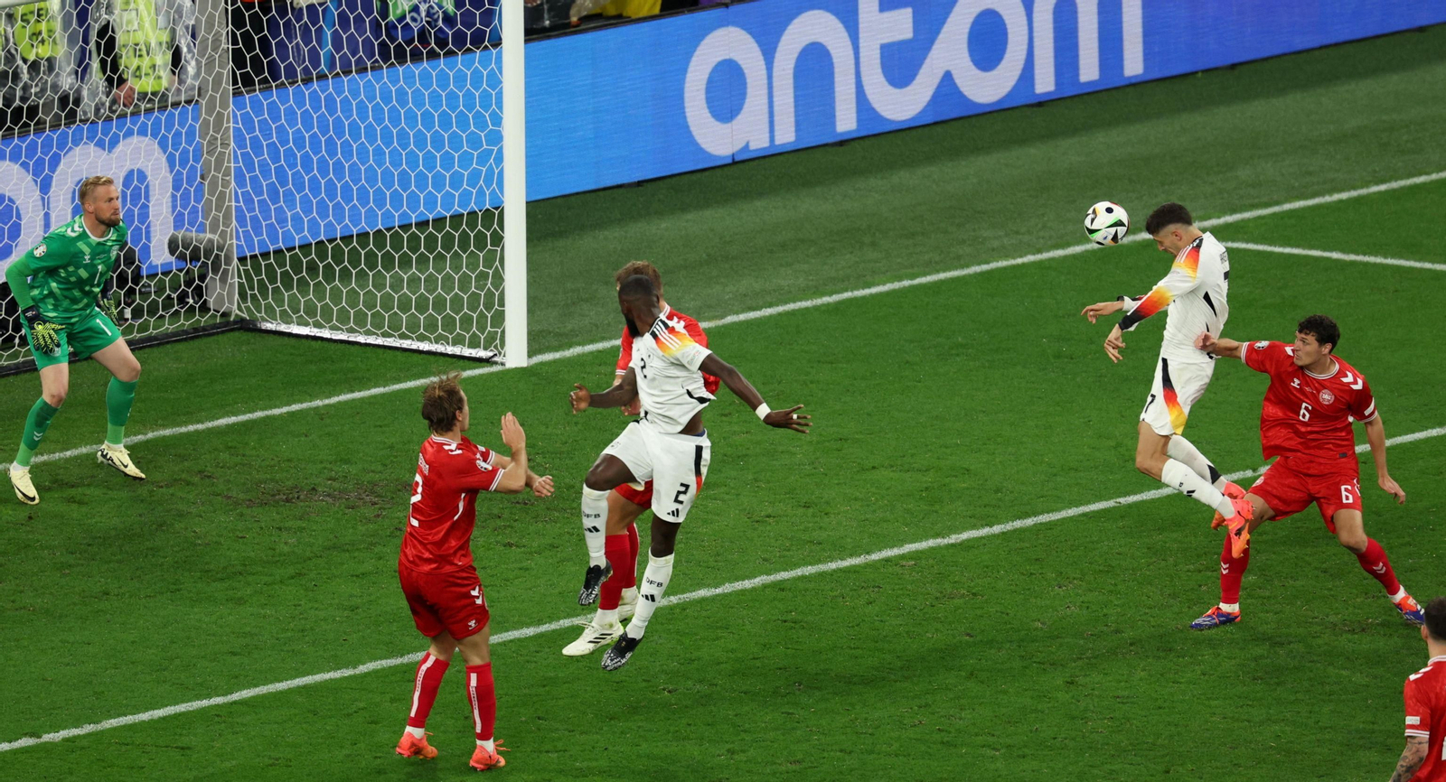 Las mejores fotos del Alemania - Dinamarca