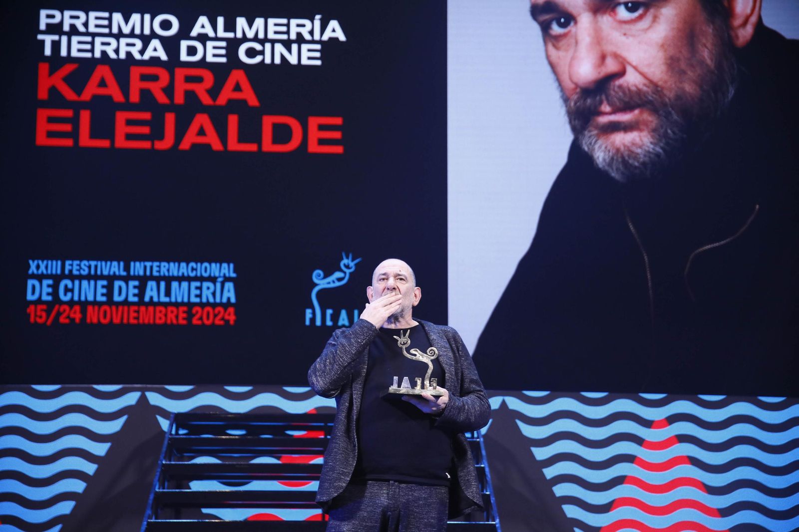 Las imágenes de la gala del Festival Internacional de Cine de Almería (Fical) con el premio 'Almería, tierra de cine' a Karra Elejalde
