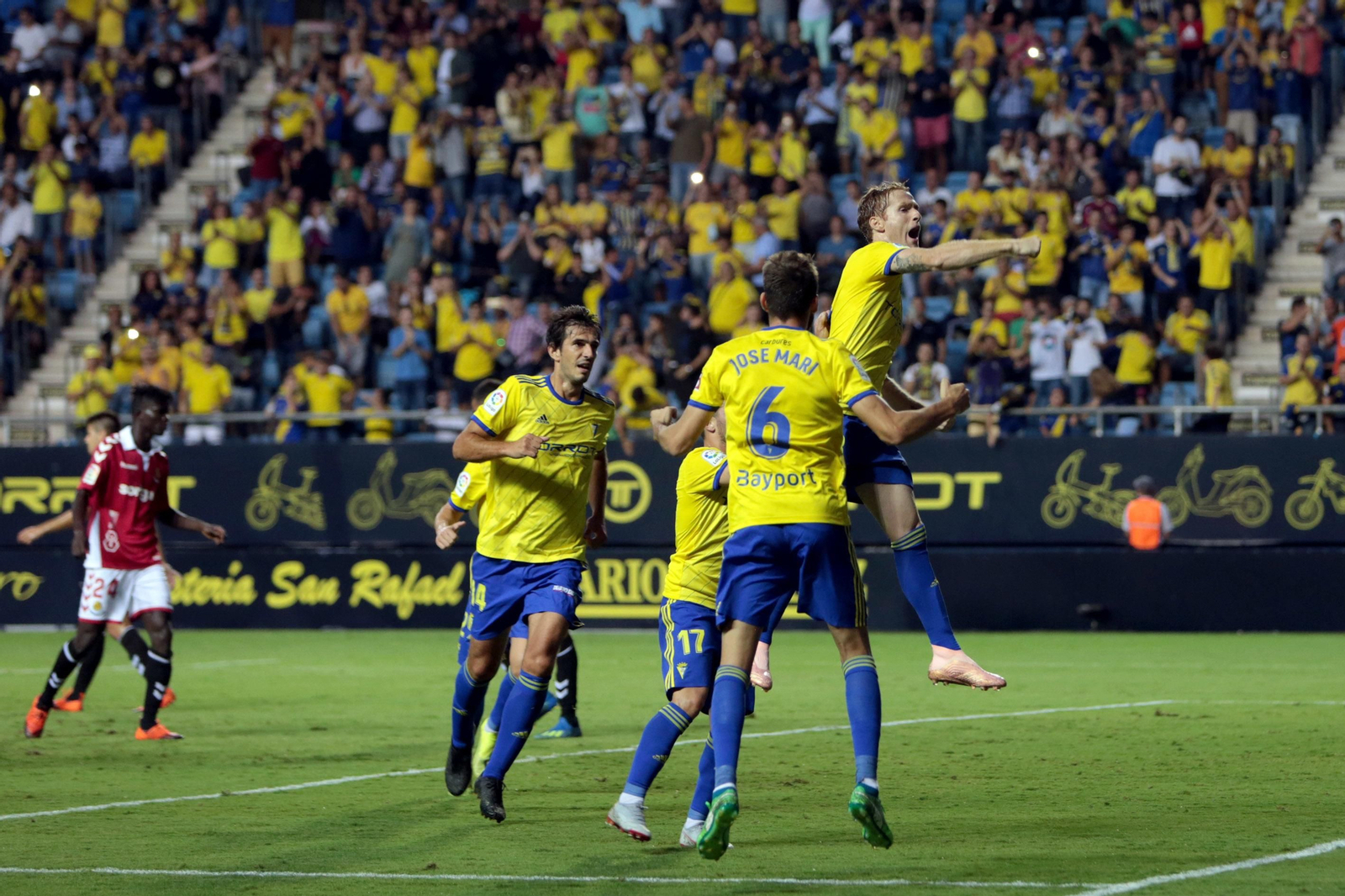 Las imágenes del Cádiz-Nástic